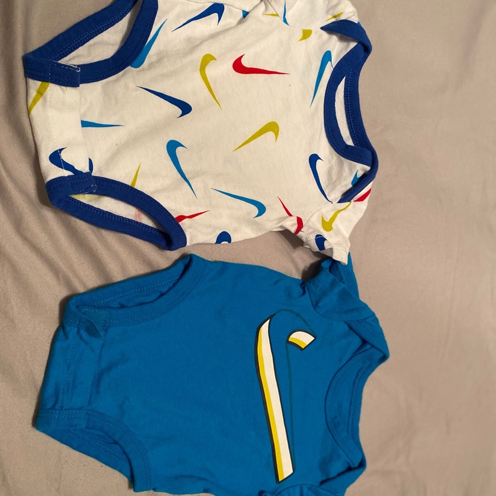 NB Nike Onesis ( 2 )